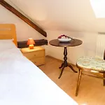 Rosa Guest house 3*