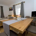 Rosa 3* Czeski Krumlow